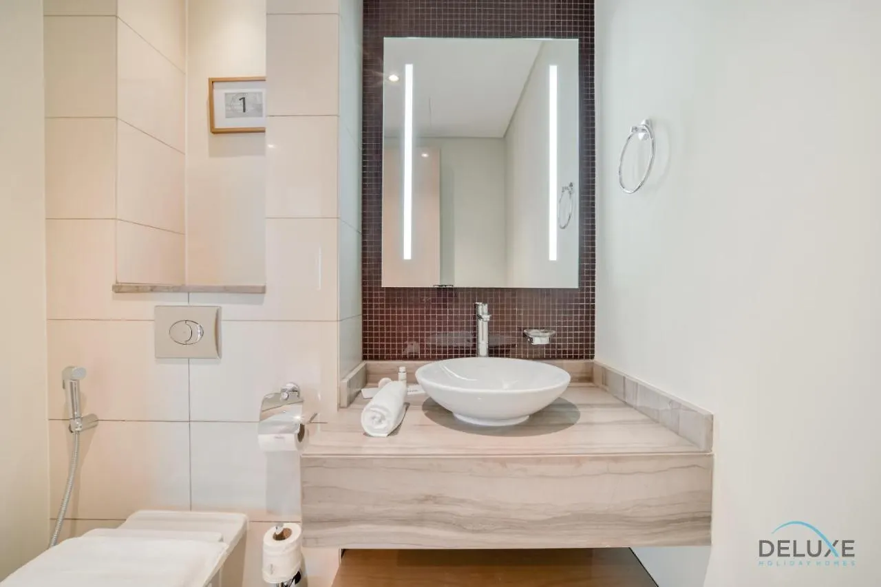 Polished 3Br At Damac Towers By Paramount A Business Bay By Deluxe Holiday Homes Dubai