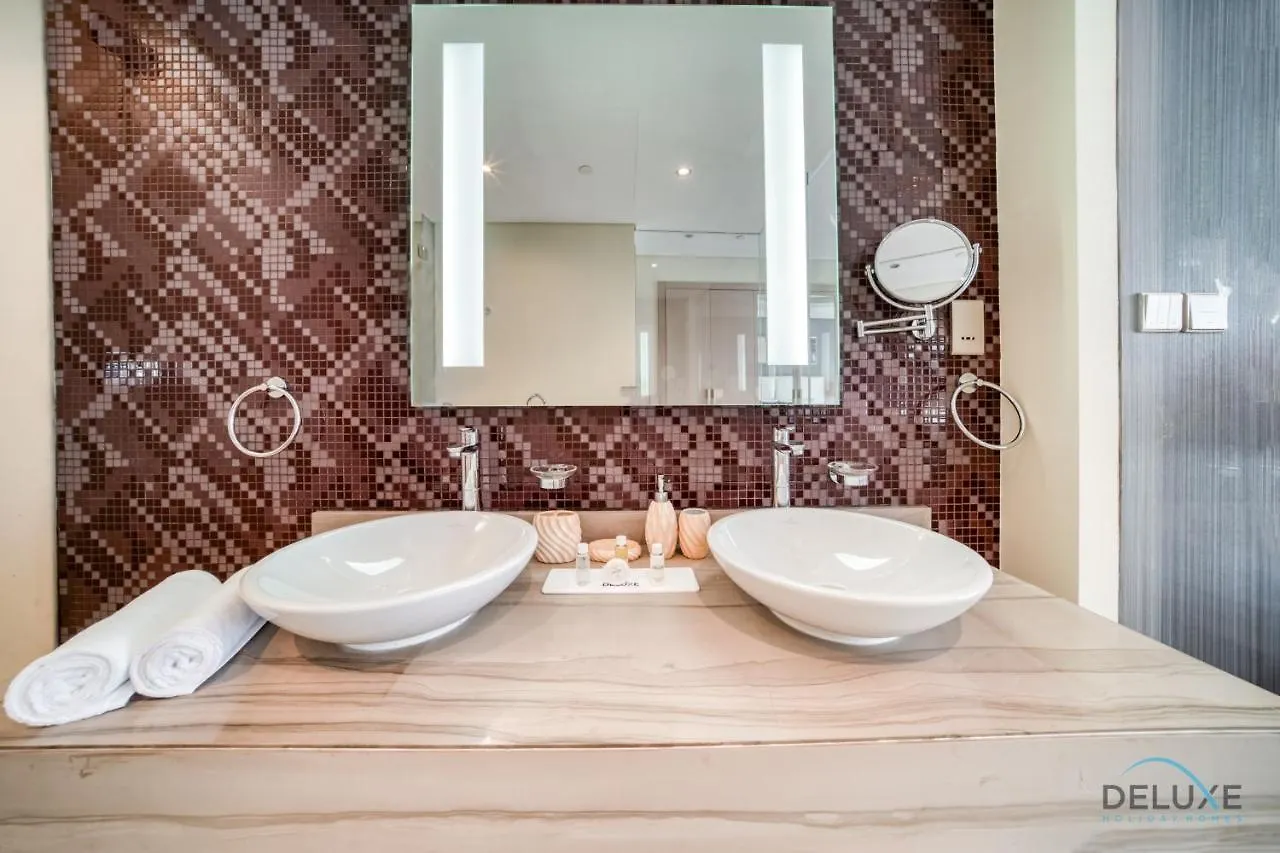 Polished 3Br At Damac Towers By Paramount A Business Bay By Deluxe Holiday Homes ドバイ